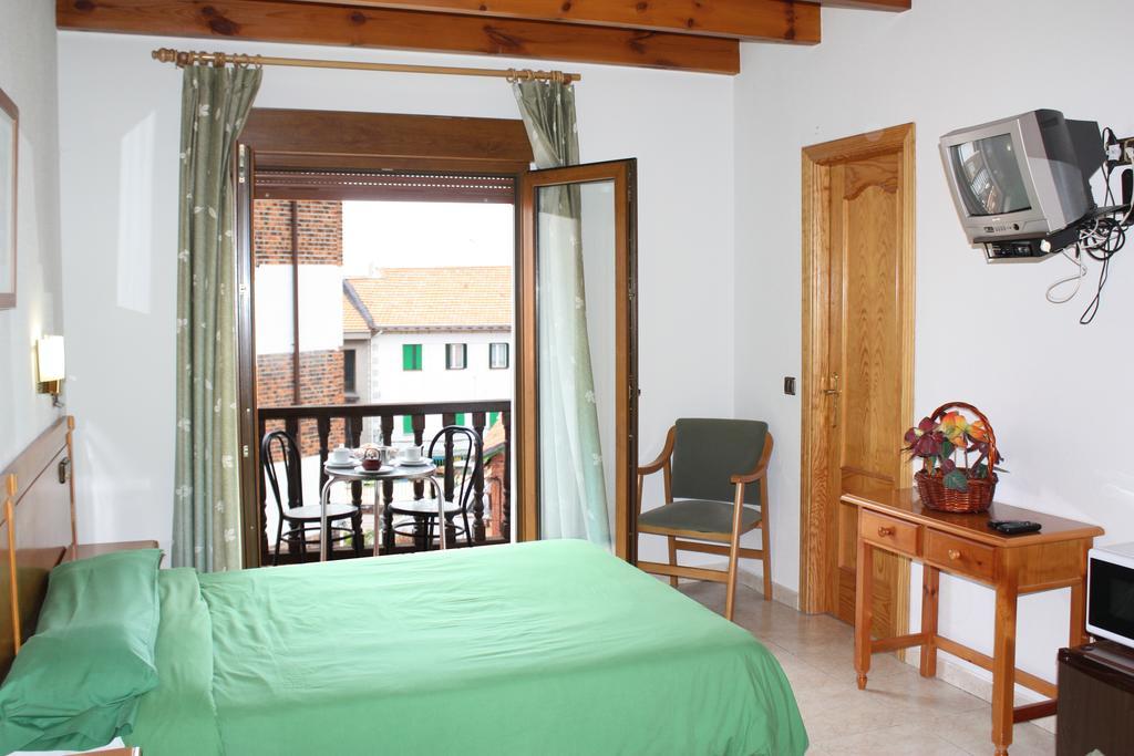 Hostal La Maya Cercedilla Pokoj fotografie